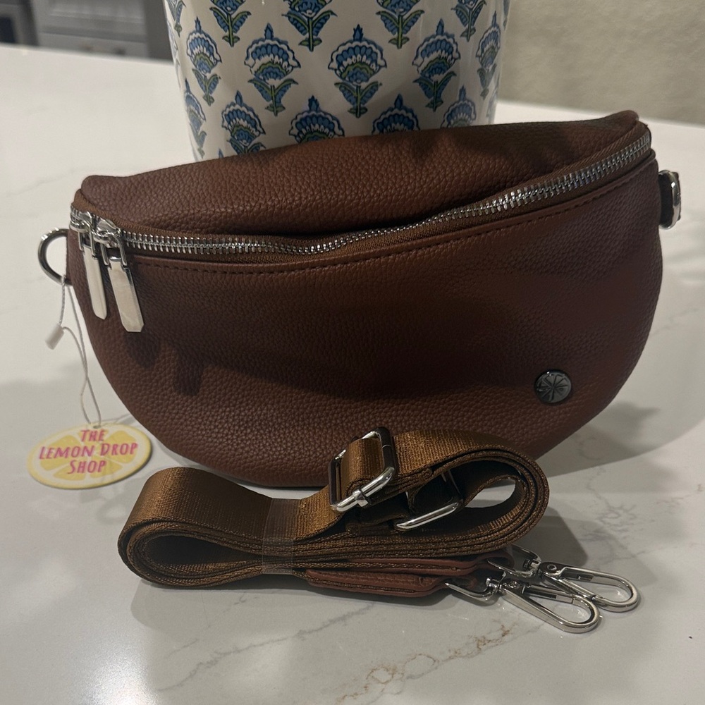 Lemon Drop Shop Brown Vegan Leather Crossbody Bag
